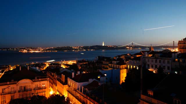 TheBairroAltoHotelTerrace_1_slide