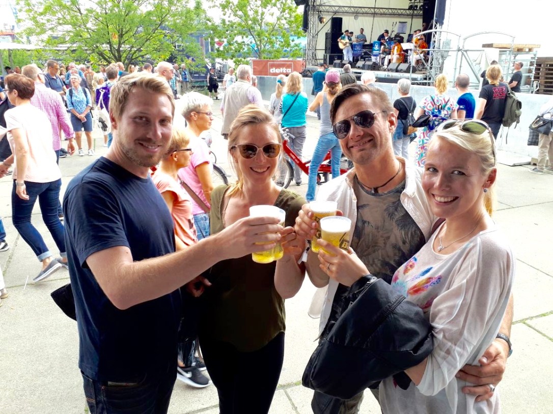 3fcf2aa6-9692-4ad8-972c-fb9c33131e18