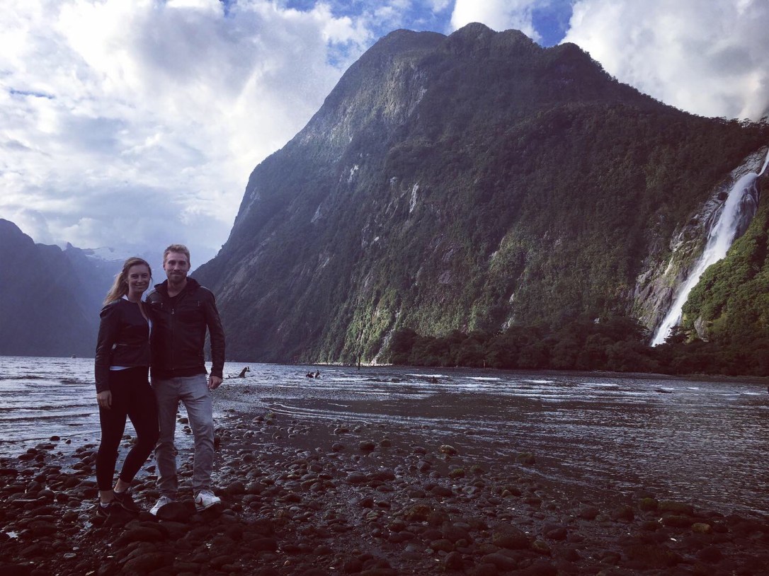 DCE56741-05BB-4A4E-ACA3-8940FA0AC000